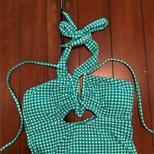 Cupshe size M plaid bathing suit 🩱🩱🩱🩱🩱🩱🩱🩱🩱🩱🩱🩱🩱🩱